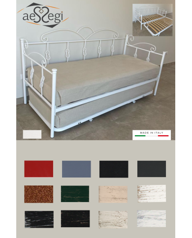 Divano letto Nodo in ferro battuto con rete estraibile, doppio letto pratico e raffinato Divano letto Nodo in ferro battuto con rete estraibile, doppio letto pratico e raffinato