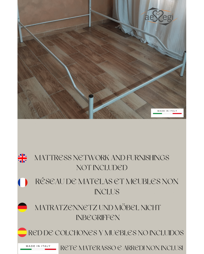 Letto Matrimoniale in Ferro Battuto Fiocco con Giroletto (senza pediera) Letto Matrimoniale in Ferro Battuto Fiocco con Giroletto (senza pediera)