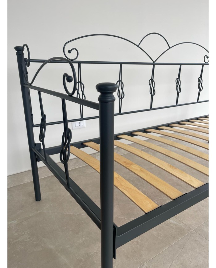 Divano Letto in Ferro Battuto Nodo | Artigianato Italiano AESSEGI Divano Letto in Ferro Battuto Nodo | Artigianato Italiano AESSEGI
