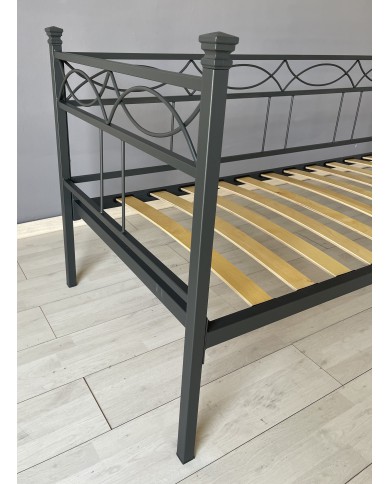 Divano Letto in Ferro Battuto Rosa Anna | Artigianato Italiano AESSEGI Divano Letto in Ferro Battuto Rosa Anna | Artigianato Italiano AESSEGI