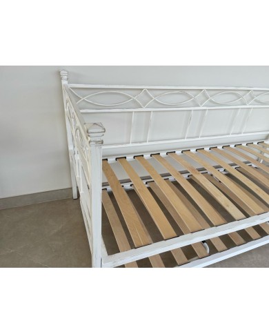 Divano Letto in Ferro Battuto Rosa Anna con Rete Estraibile | AESSEGI Divano Letto in Ferro Battuto Rosa Anna con Rete Estraibile | AESSEGI