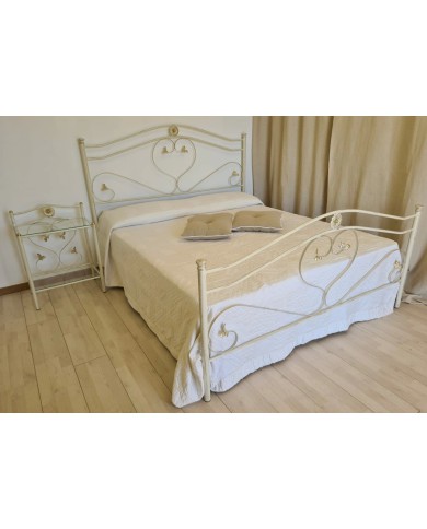 Letto Matrimoniale Cuore in Ferro Battuto | AESSEGI Letto Matrimoniale Cuore in Ferro Battuto | AESSEGI