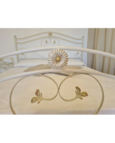 Letto Matrimoniale Cuore in Ferro Battuto | AESSEGI Letto Matrimoniale Cuore in Ferro Battuto | AESSEGI