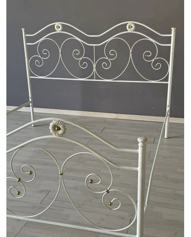 Letto Matrimoniale Ferro Battuto Laura | AESSEGI Letto Matrimoniale Ferro Battuto Laura | AESSEGI