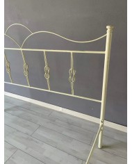 Letto Matrimoniale in Ferro Battuto Fiocco con Giroletto (senza pediera)