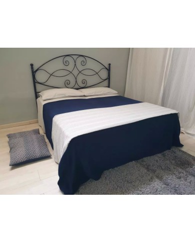 Letto Matrimoniale Ferro Battuto Gentjana con Giroletto | AESSEGI 	• Letto Matrimoniale Ferro Battuto Gentjana con Giroletto | AESSEGI 	•