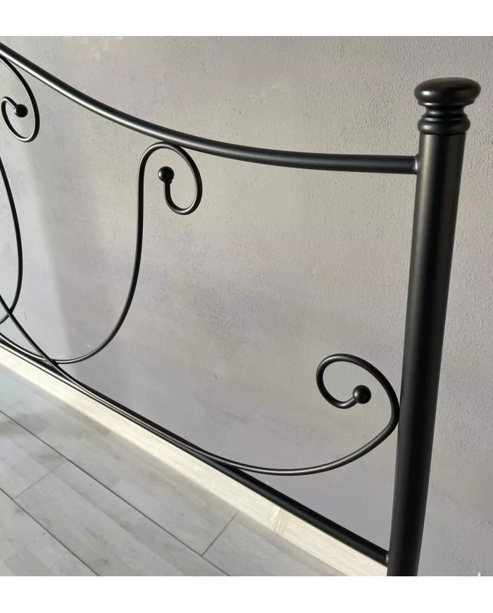 Letto Matrimoniale Ferro Battuto Marta con Giroletto | AESSEGI