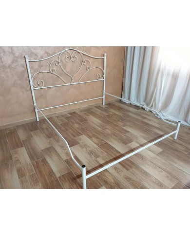 Letto Matrimoniale Ferro Battuto Sogno con Giroletto | AESSEGI Letto Matrimoniale Ferro Battuto Sogno con Giroletto | AESSEGI