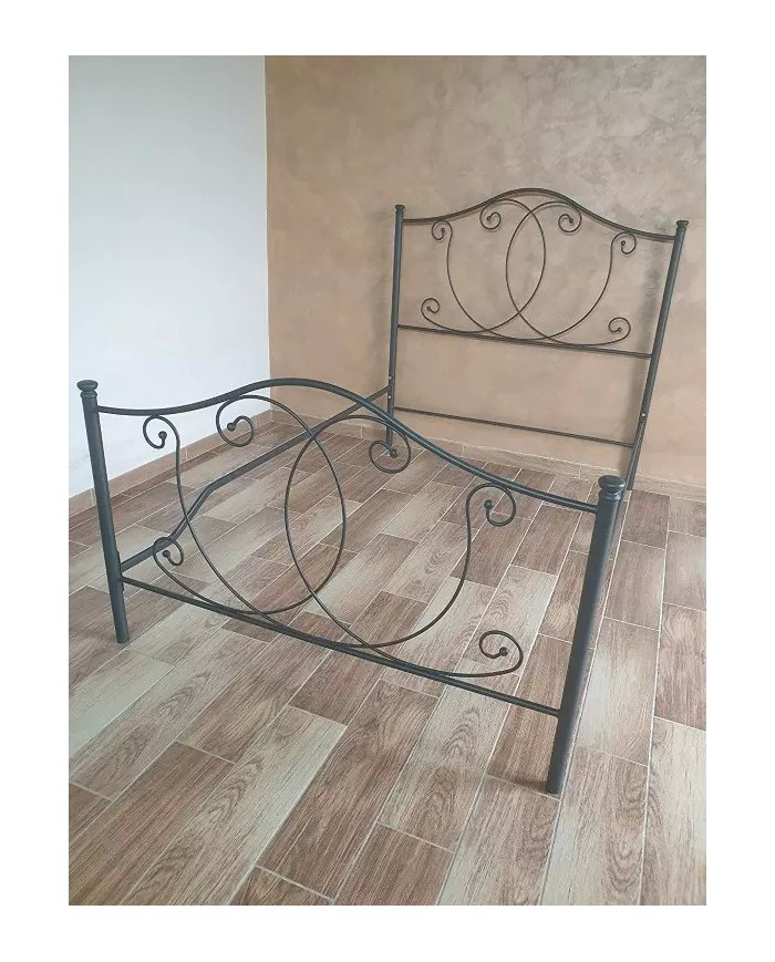 Letto una Piazza e Mezza in Ferro Battuto Marta | AESSEGI Letto una Piazza e Mezza in Ferro Battuto Marta | AESSEGI