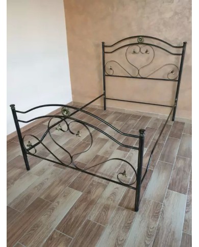 Letto una Piazza e Mezza in Ferro Battuto Cuore | AESSEGI Letto una Piazza e Mezza in Ferro Battuto Cuore | AESSEGI