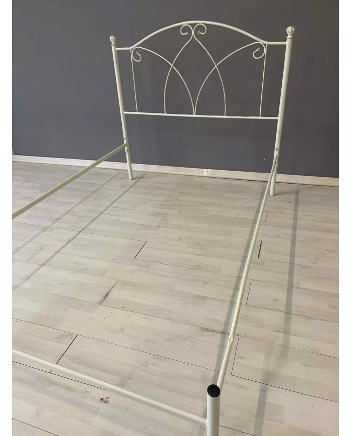 Testata Letto una Piazza e Mezza Denise con Giroletto | AESSEGI Testata Letto una Piazza e Mezza Denise con Giroletto | AESSEGI