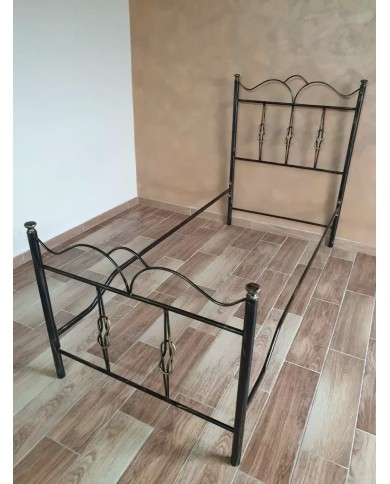 Letto Singolo in Ferro Battuto Fiocco | AESSEGI Letto Singolo in Ferro Battuto Fiocco | AESSEGI