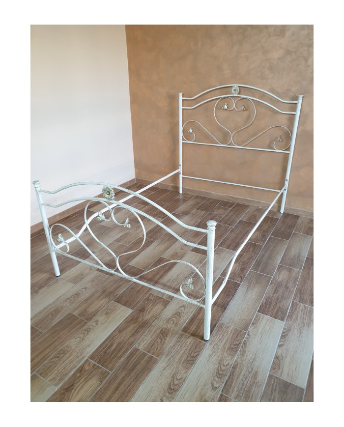 Letto alla Francese in Ferro Battuto Cuore | AESSEGI Letto alla Francese in Ferro Battuto Cuore | AESSEGI