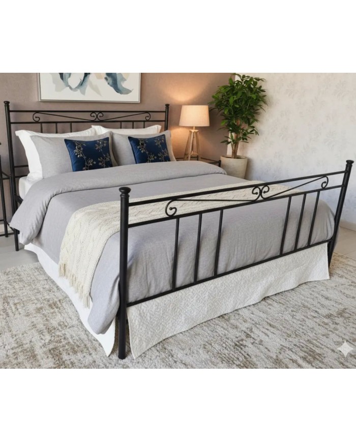 Letto matrimoniale Silvana nero opaco satinato