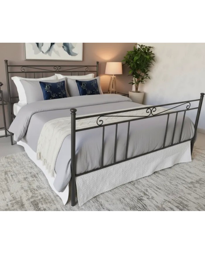 Stile sobrio e versatile: il letto Silvana in ferro battuto Antracite unisce linee pulite e artigianalità.