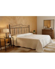 Letto Fiocco Nero/Oro (solo giroletto): design elegante con volute in ferro battuto e dettagli artigianali dorati.