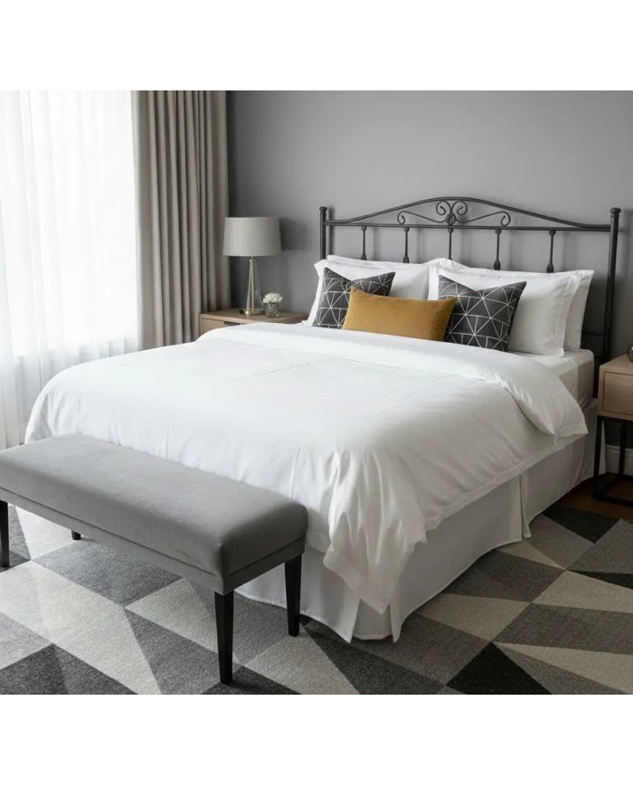 Letto Damasco Antracite: eleganza classica in ferro battuto artigianale Made in Italy.