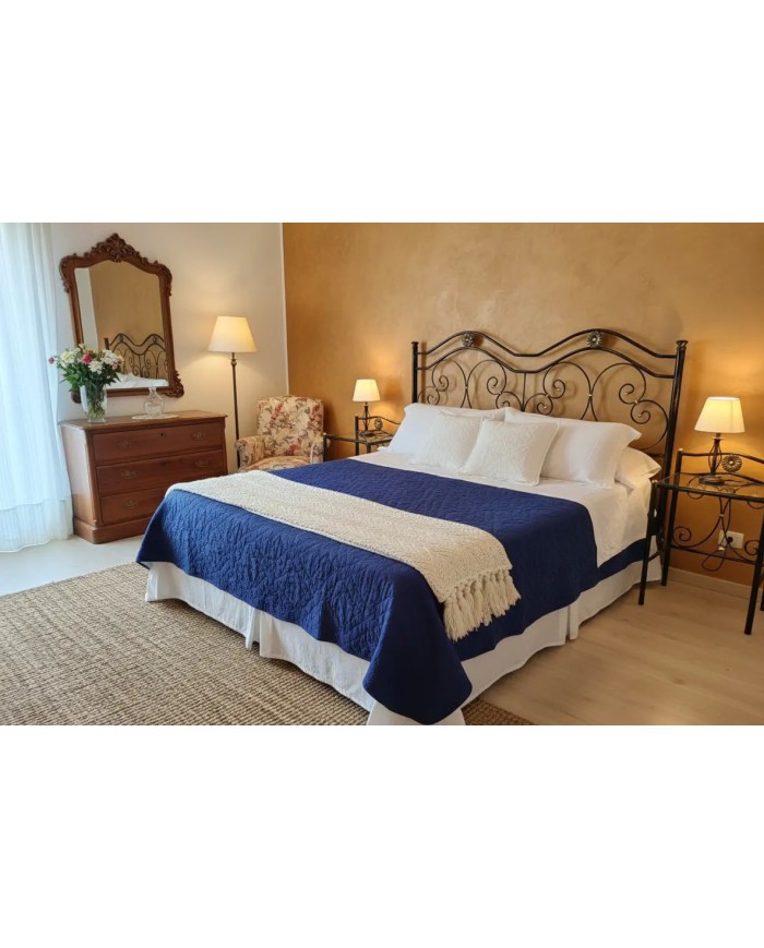 Letto Matrimoniale Ferro Battuto Laura con Giroletto | AESSEGI