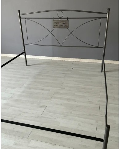 Letto Matrimoniale Ferro Battuto Tiffany con Giroletto | AESSEGI