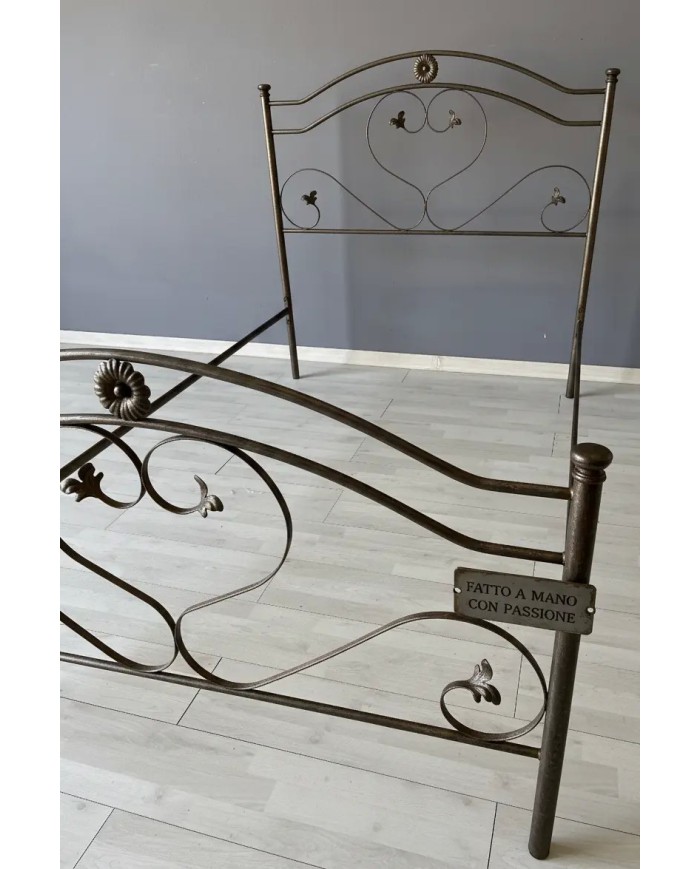 Letto una Piazza e Mezza in Ferro Battuto Cuore | AESSEGI
