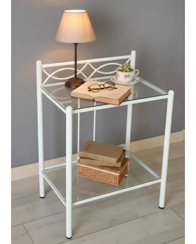 Comodino Rosa Anna in ferro battuto artigianale, finitura Bianco opaco, con doppio ripiano in vetro. Prodotto Made in Italy.