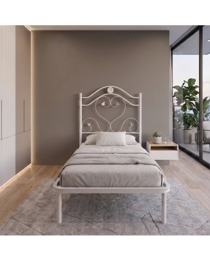 Il letto singolo Cuore bianco testata con un cuore artiginale