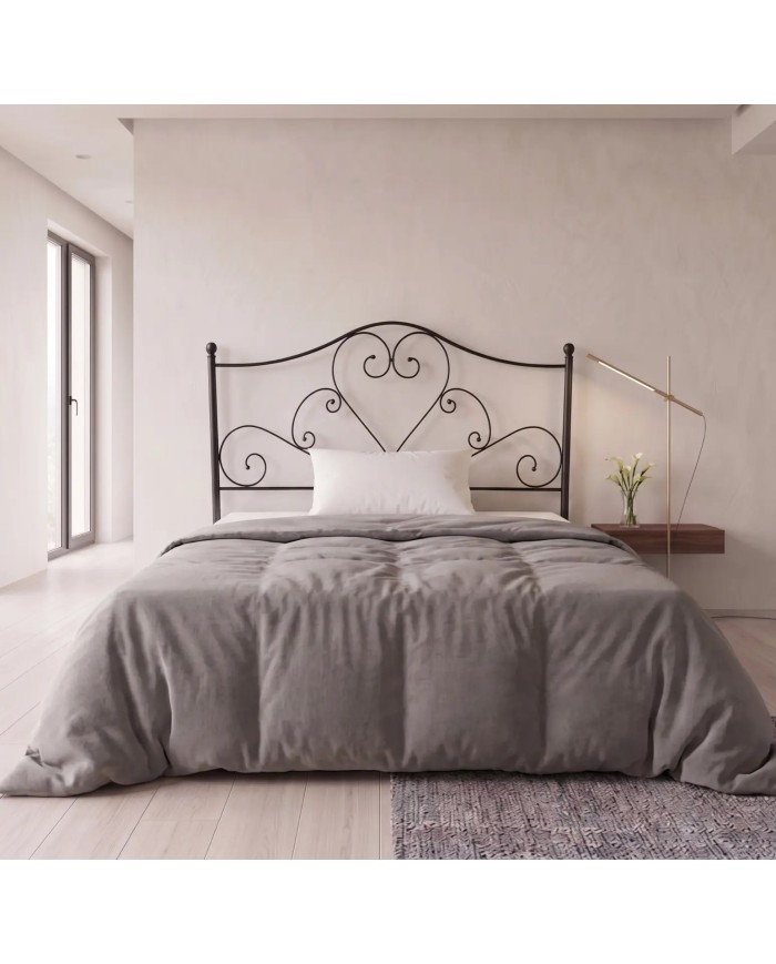 Letto una piazza e mezza Sogno nero opaco composto da riccioli e sfere tutte in ferro lavorato artigianalmente